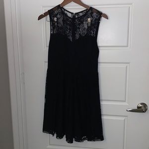 Express Little Black Dress Lace Size Small EUC